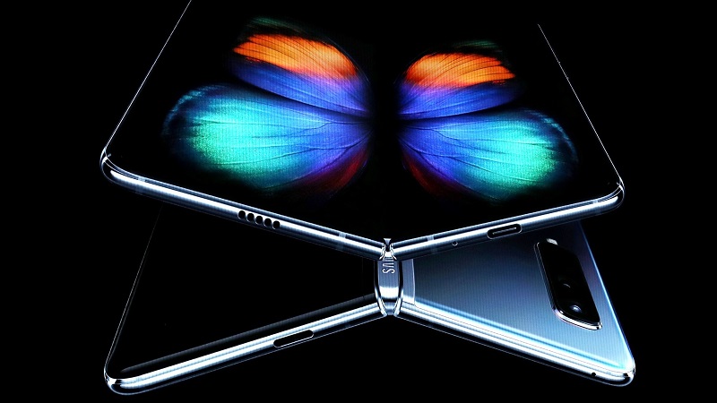 Galaxy Fold 2 sẽ có camera selfie nhúng dưới màn hình Galaxy Fold 2 sẽ có camera selfie nhúng dưới màn hình
