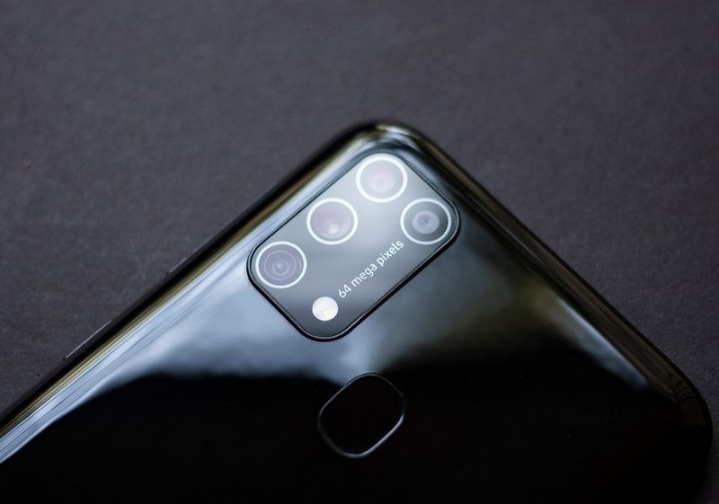 Samsung Galaxy M31 trình làng: Pin 6.000 mAh có sạc nhanh, 4 camera 64MP đi kèm chế độ chụp đêm mà giá quá ngon