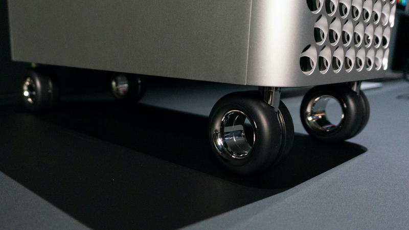 Bánh xe dành cho Mac Pro không có cơ chế khóa ngăn lăn Bánh xe dành cho Mac Pro không có cơ chế khóa ngăn lăn