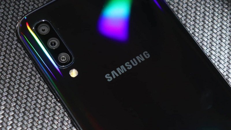 Chưa gì mà đã bị lộ cấu hình và giá bán rồi à? Bạn nào đang chờ Samsung Galaxy A11 thì vào xem ngay cho nóng Chưa gì mà đã bị lộ cấu hình và giá bán rồi à? Bạn nào đang chờ Samsung Galaxy A11 thì vào xem ngay cho nóng