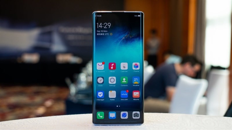 Vivo NEX 3S 5G chuẩn bị ra mắt với màn hình thác nước, chip Snapdragon 865 cùng 3 camera 64MP mặt sau Vivo NEX 3S 5G chuẩn bị ra mắt với màn hình thác nước, chip Snapdragon 865 cùng 3 camera 64MP mặt sau