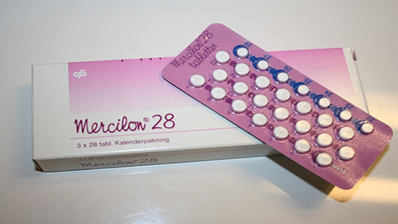 Thuốc ngừa thai dạng phối hợp loại vỉ 28 viên có 7 viên giả dược