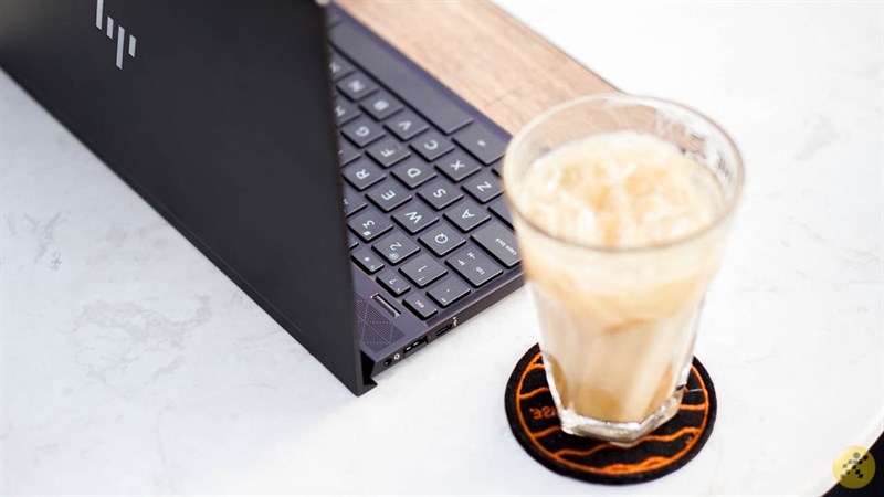 Đánh giá chi tiết laptop HP Envy 13: Thiết kế gỗ độc đáo nhưng hiệu suất vẫn không hề giảm 11 A31