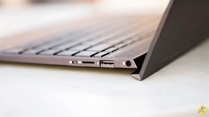 Đánh giá chi tiết laptop HP Envy 13: Thiết kế gỗ độc đáo nhưng hiệu suất vẫn không hề giảm 18 a34