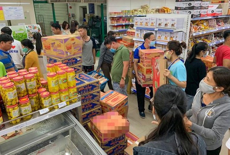 Người dân không nên tích trữ thực phẩm, hạn chế đến nơi đông người