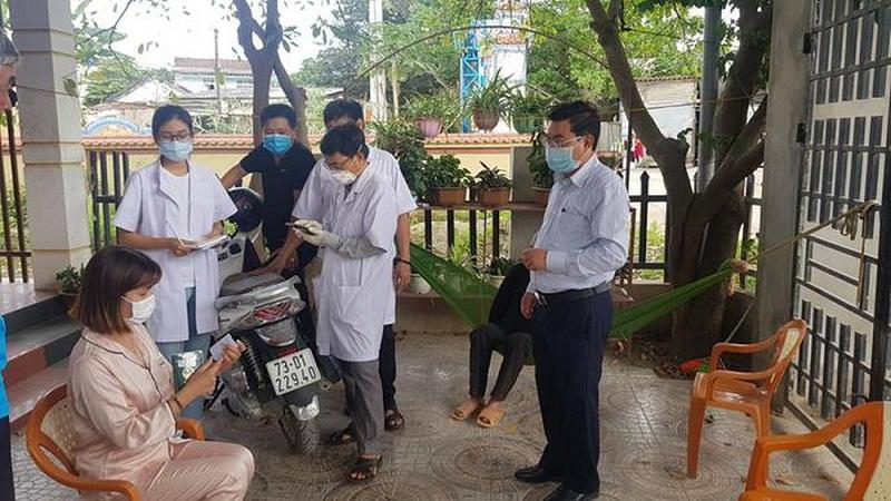 Động viên, giúp đỡ và hỗ trợ phương tiện người bị cách ly trong suốt quá trình cách ly Động viên, giúp đỡ và hỗ trợ phương tiện người bị cách ly trong suốt quá trình cách ly