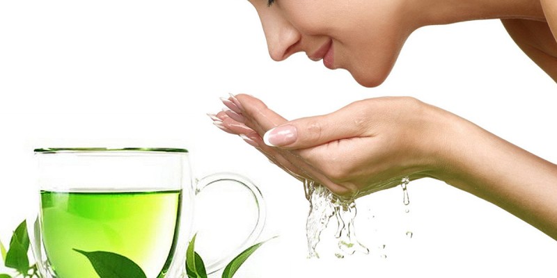 Lợi ích của việc rửa mặt bằng lá trà xanh