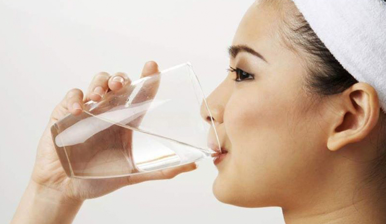 Cách bổ sung nước cho cơ thể đúng cách vào mùa nắng nóng