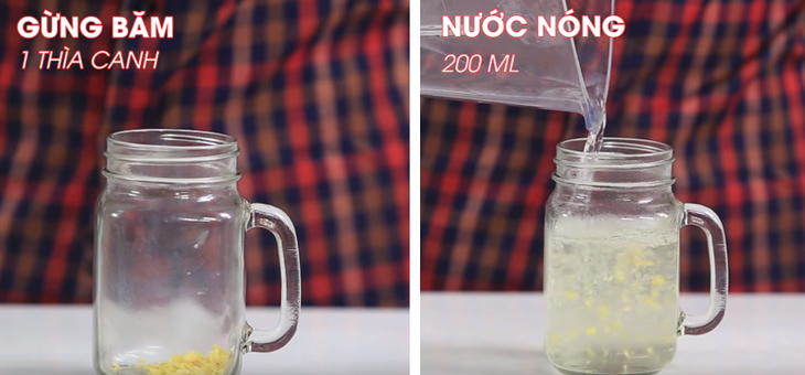 Bước 2 Cho gừng và nước nóng vào ly Detox gừng trà xanh