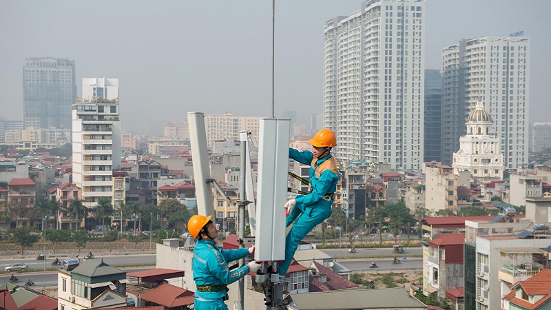 Ăn có người lo, ngủ có người canh, đến mạng di động 4G cũng được Viettel nâng cấp, đi cách ly mà đời sống cũng xịn xò phết Ăn có người lo, ngủ có người canh, đến mạng di động 4G cũng được Viettel nâng cấp, đi cách ly mà đời sống cũng xịn xò phết