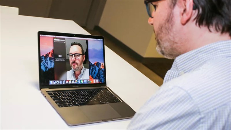 iFan có thích điều này không nhỉ? Apple sẽ mở rộng Face ID từ iPhone sang MacBook và iMac iFan có thích điều này không nhỉ? Apple sẽ mở rộng Face ID từ iPhone sang MacBook và iMac