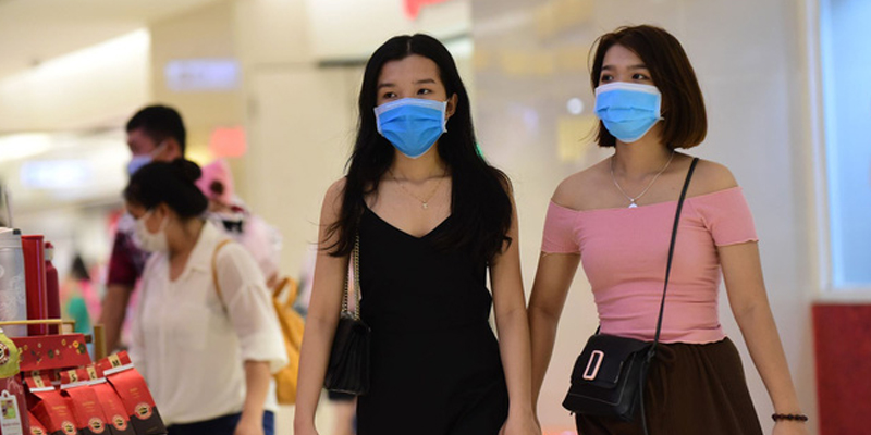 Sử dụng khẩu trang Sử dụng khẩu trang