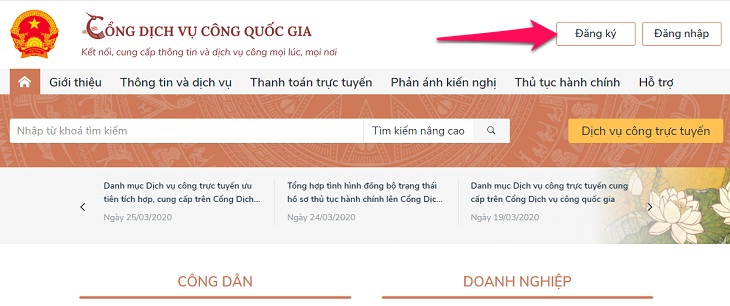 Truy cập vào website: dichvucong.gov.vn. Nhấn vào nút Đăng ký