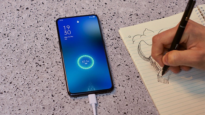 Đọ tốc độ sạc giữa 3 siêu phẩm: OPPO Find X2 Pro, Samsung Galaxy S20 Ultra và Huawei P40 Pro, đâu mới là ‘ông trùm’? Đọ tốc độ sạc giữa 3 siêu phẩm: OPPO Find X2 Pro, Samsung Galaxy S20 Ultra và Huawei P40 Pro, đâu mới là ‘ông trùm’?