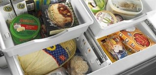 Mẹo giúp thực phẩm bảo quản trong ngăn đá không bị khô.