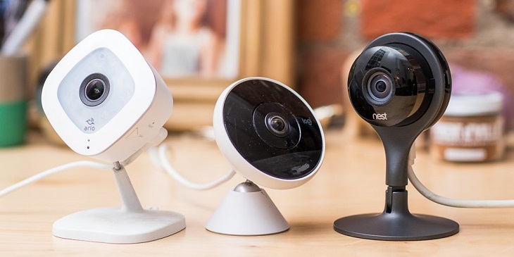 Cách xem và theo dõi camera an ninh trong nhà bằng màn hình thông minh Amazon Echo > Các mẫu camera an ninh hoạt động với Alexa