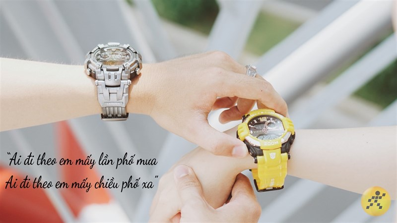 Trên tay đồng hồ Larmes Megatron & Bumble Bee Trên tay đồng hồ Larmes Megatron & Bumble Bee