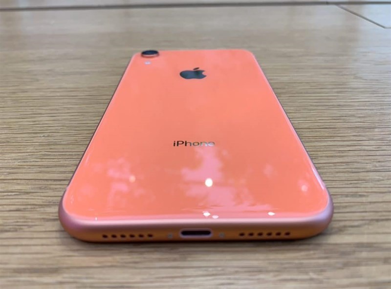 Ai đang dùng iPhone Xr thì vào xem đúng không nhé, Apple lại bị kiện tập thể vì việc iPhone Xr bị lỗi kết nối