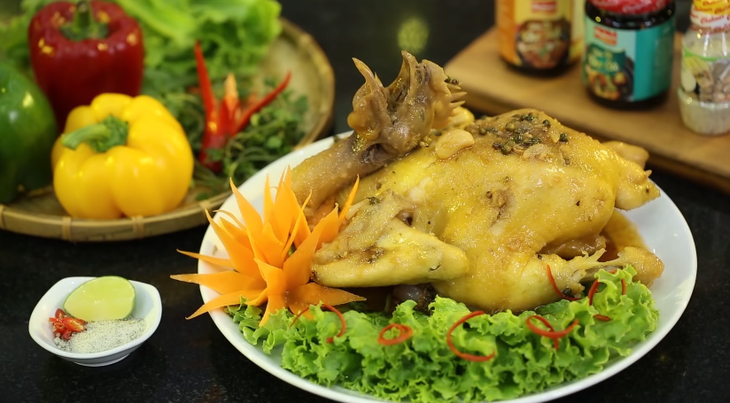 How to make steamed chicken with fish sauce, delicious and simple