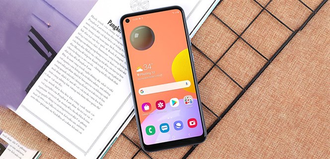 Top 4 smartphone siêu tràn viền, cấu hình khỏe mà giá chưa đến 4 triệu