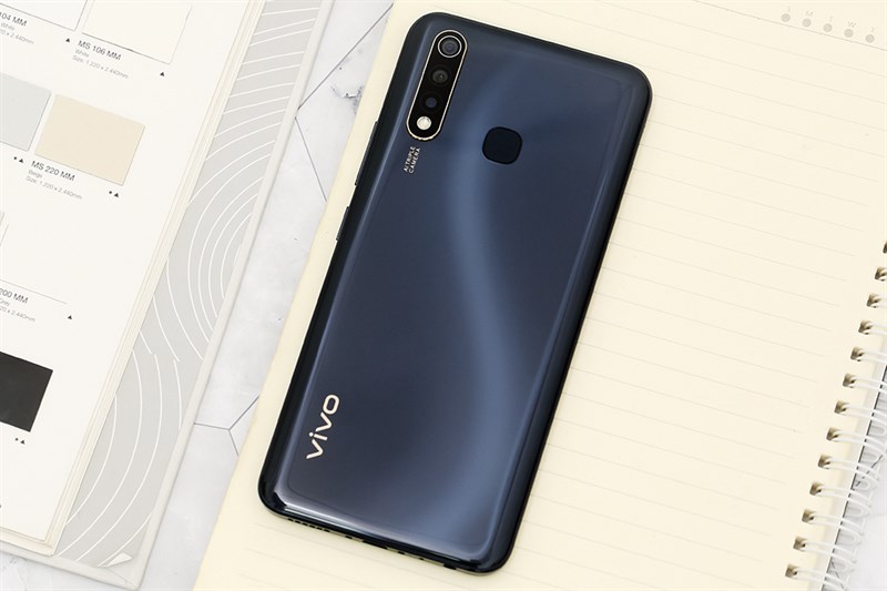 Vivo Y19 phiên bản màu Đen Phong Vân