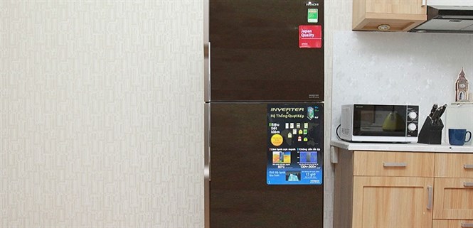 4 mẫu tủ lạnh mặt gương sang trọng cho căn bếp, giảm giá tới 15% mừng đại lễ