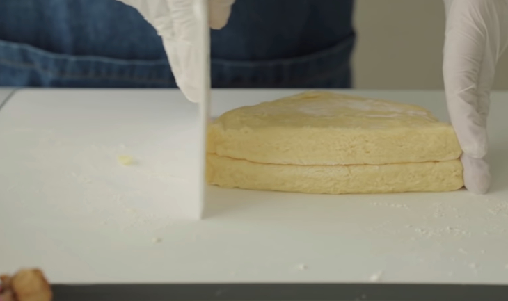 Bước 2 Nhào bột tạo bánh ngàn lớp Bánh Scone