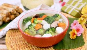 Cách nấu canh mọc thập cẩm siêu ngon, cả nhà thích mê