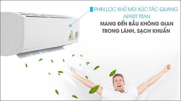 7 lí do bạn nên mua máy lạnh Daikin trong mùa hè này > Phin lọc khử mùi Apatit Titan trên Máy lạnh Daikin Inverter 1 HP ATKC25UAVMV