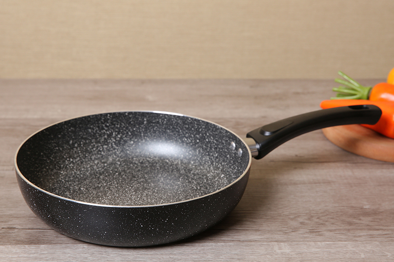 Non-stick pan brings many benefits