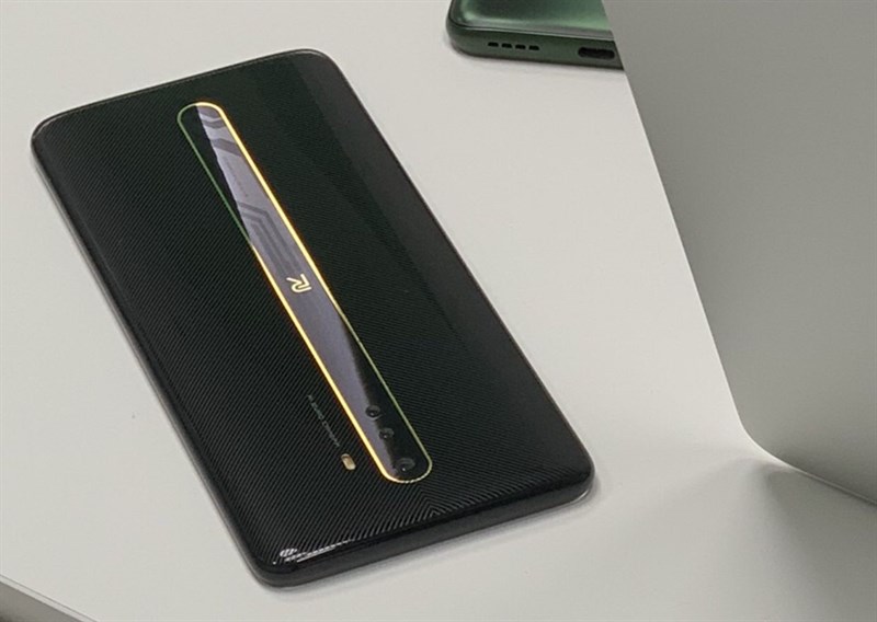 Smartphone Realme bí ẩn