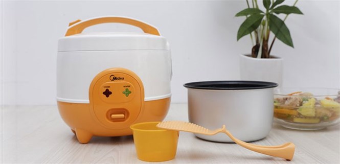 5 mẫu nồi cơm điện thiết kế xinh xẻo, lạ mắt cho căn bếp, giá chỉ vài trăm ngàn