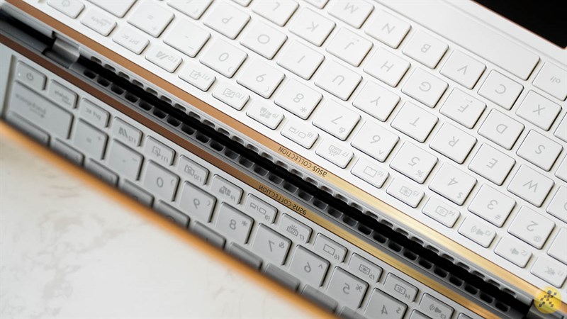 Thiết kế tản nhiệt của ASUS ZenBook 30 Edition