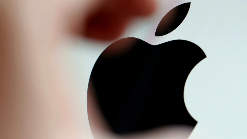 Apple Apple