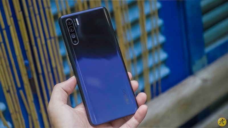 OPPO Reno3