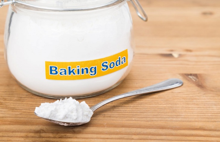 Dùng bột baking soda