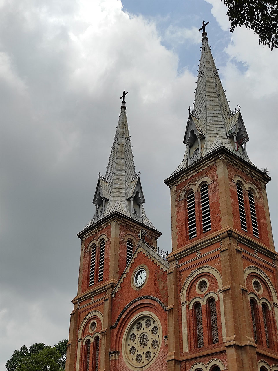 ảnh chụp nhà thờ Đức Bà