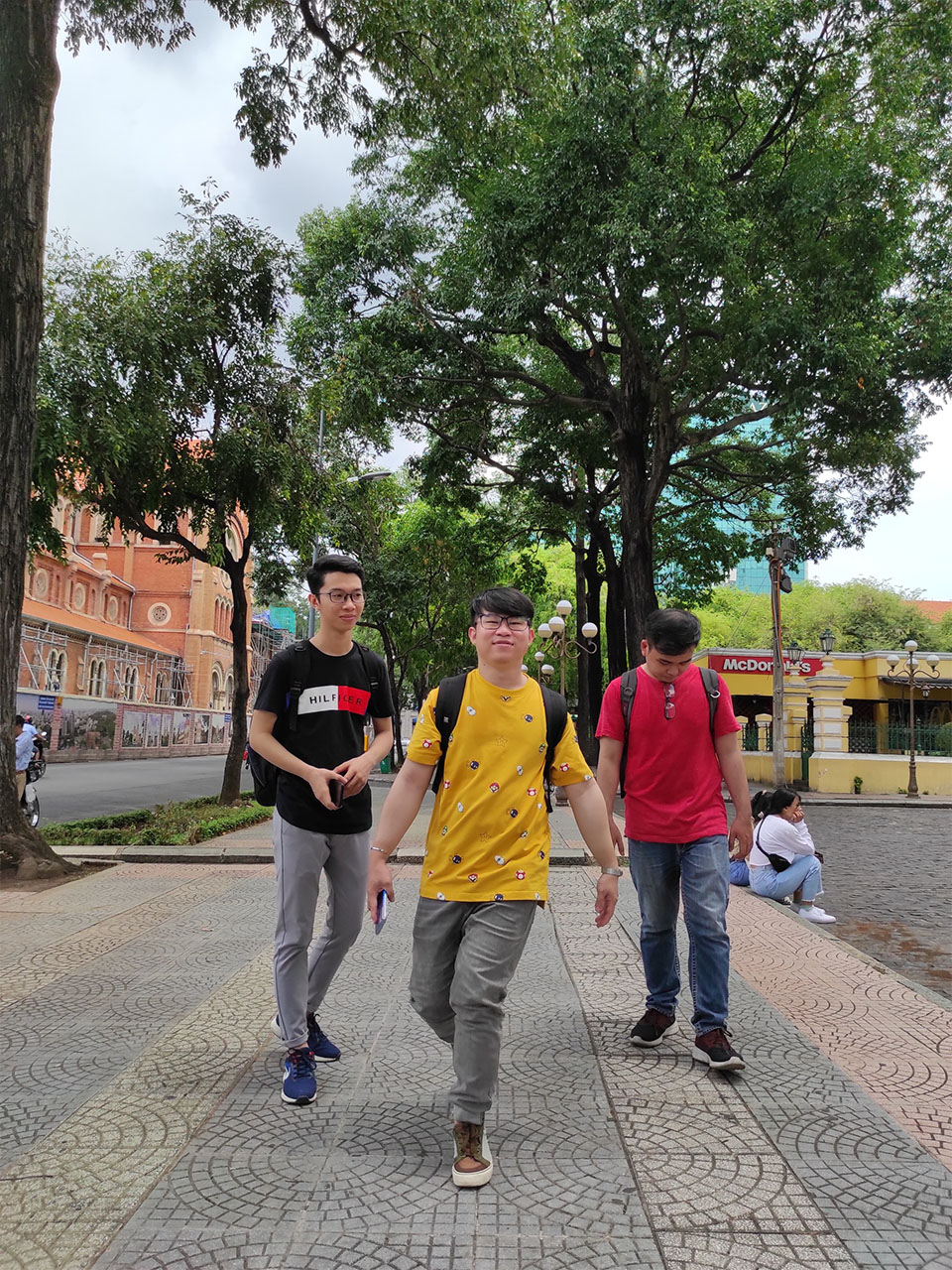 tung tăng vui chơi