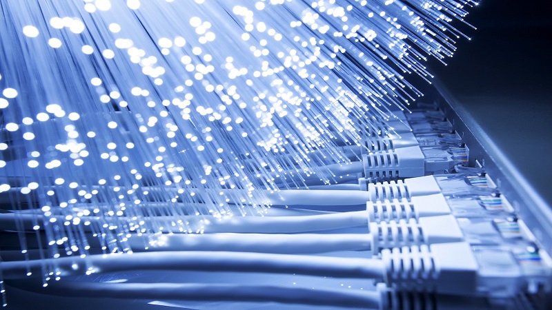 Úc thử nghiệm thành công chip quang mới đạt đường truyền 44Tbps nhanh nhất thế giới, tải 1000 bộ phim HD trong vài giây Úc thử nghiệm thành công chip quang mới đạt đường truyền 44Tbps nhanh nhất thế giới, tải 1000 bộ phim HD trong vài giây