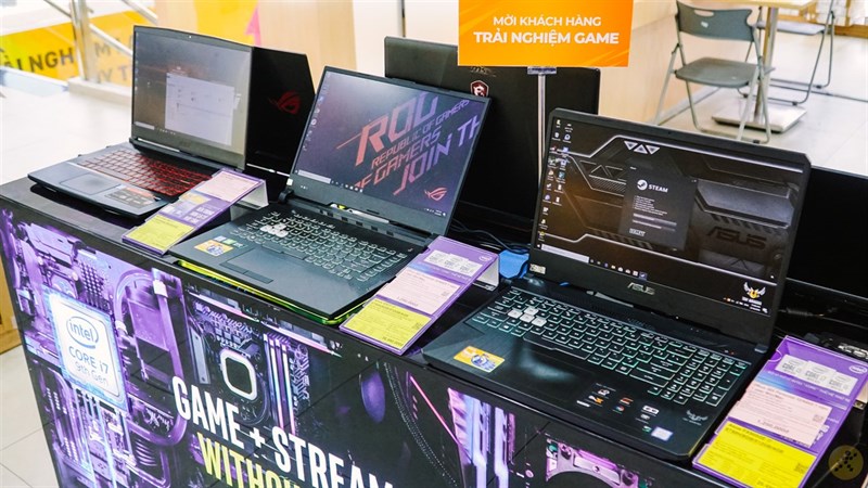 Trải nghiệm laptop tại Thế Giới Di Động Trải nghiệm laptop tại Thế Giới Di Động