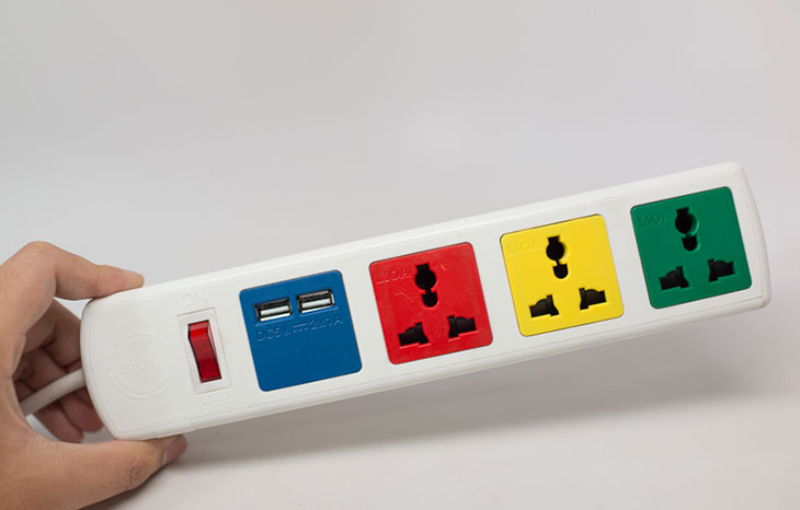 Tư vấn chọn mua ổ cắm điện tốt, đáp ứng nhu cầu sử dụng > Mua ổ cắm điện tích hợp cổng USB