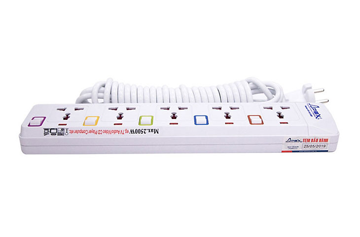 Tư vấn chọn mua ổ cắm điện tốt, đáp ứng nhu cầu sử dụng > Chọn mua ổ cắm điện thông minh