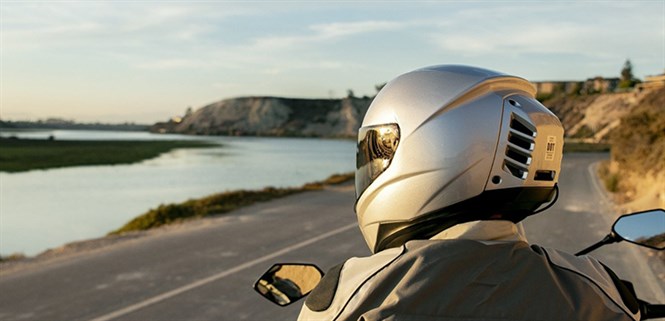 Thế nào là mũ bảo hiểm đạt chuẩn? Tại sao phải sử dụng mũ bảo hiểm đạt chuẩn?