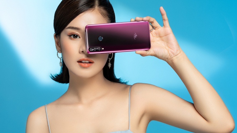 Hoàng Yến Chibi trở thành đại sứ thương hiệu của itel Việt Nam Hoàng Yến Chibi trở thành đại sứ thương hiệu của itel Việt Nam