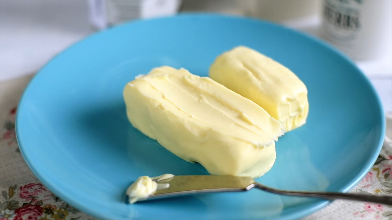 Bước 4 Thành phẩm Bơ lạt từ kem tươi thừa, kem tươi bị tách nước