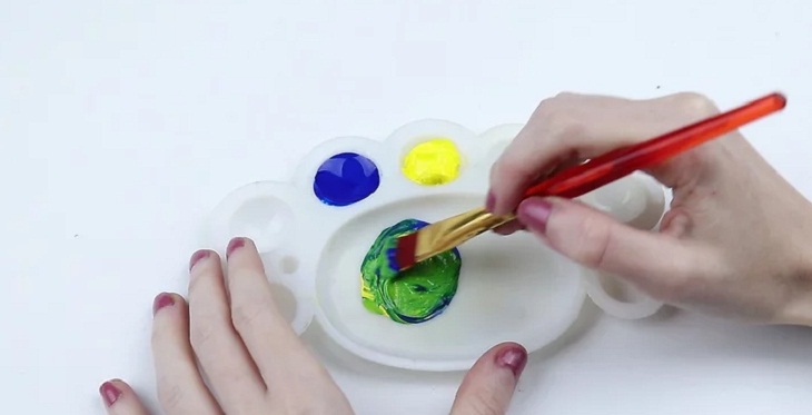 Pha m&agrave;u thực phẩm &iacute;t khi mới bắt đầu