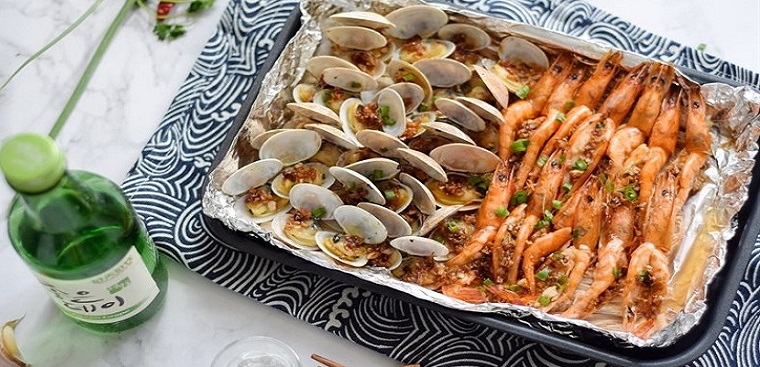 Món nấm nướng giấy bạc hải sản có công thức nấu như thế nào?