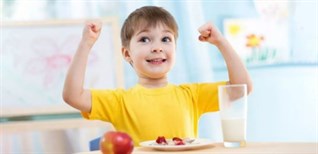 Bật mí bí quyết giúp mẹ chăm bé mùa nóng an toàn, tránh các bệnh thường gặp