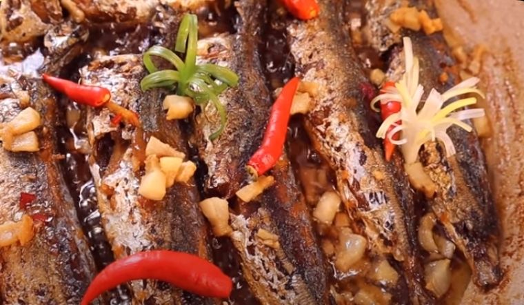 Bí quyết nấu cá nục kho tiêu không bị tanh, đậm đà hương vị gia đình