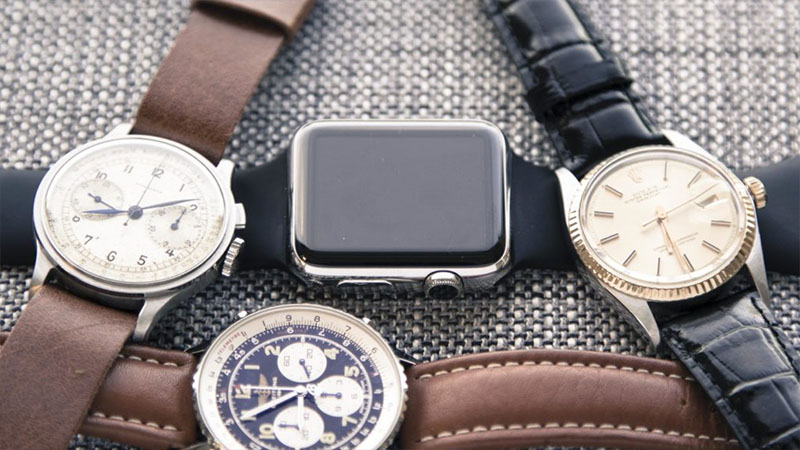 Đồng hồ thời trang Vs. đồng hồ thông minh